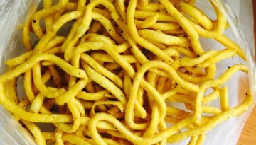 Shingaling (Filipino Junk Food Snack)