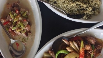 Bicolano Dishes: Tinutungan, Bicol Express, Laing Rice