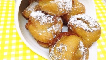 Bunuelos with White Powdered Sugar