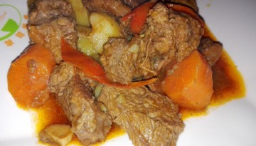 Filipino Dish Beef Caldereta