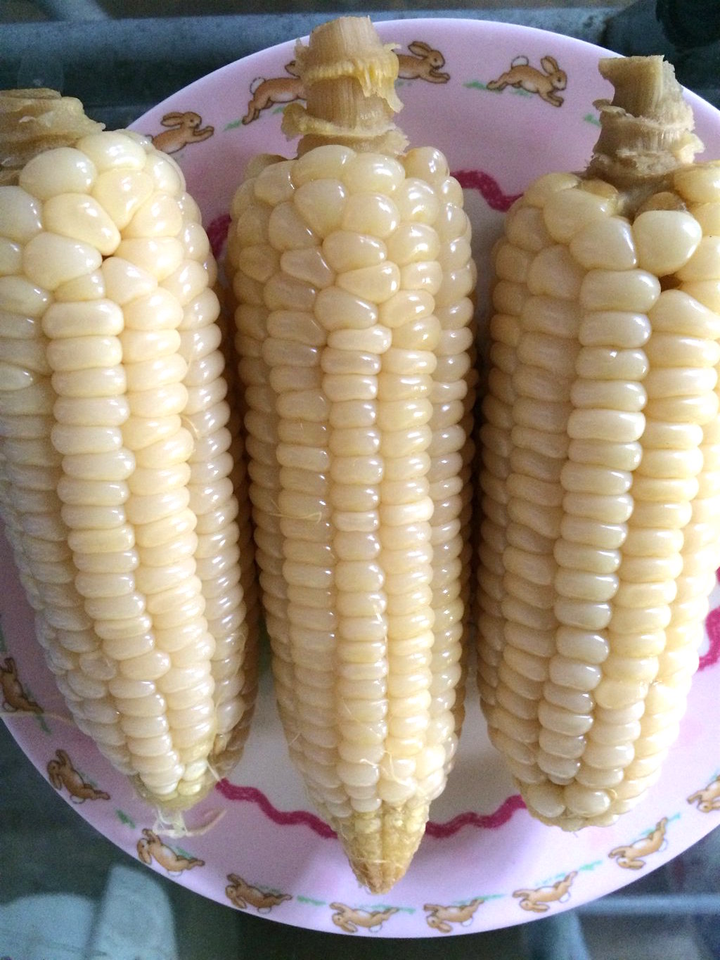 Nilagang Mais (Boiled Corn) 