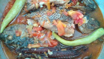 Sarciadong Tilapia with Leftover Daing