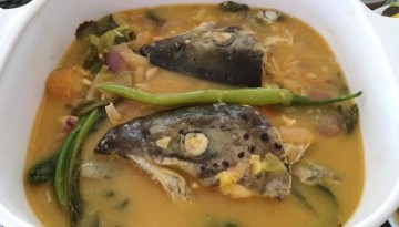 Sinigang na Ulo ng Isda sa Miso